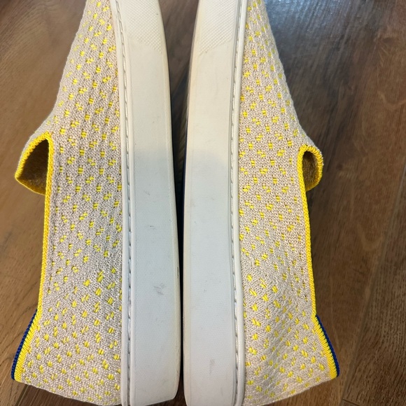 ROTHY'S The Sneaker Lemon Yellow Honeycomb RETIRED Sz 8.5 Washable Knit Slip On - Picture 6 of 10